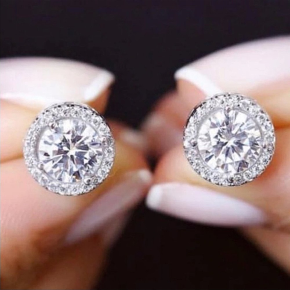 New 925 Silver Round Diamond Halo Studs Earrings